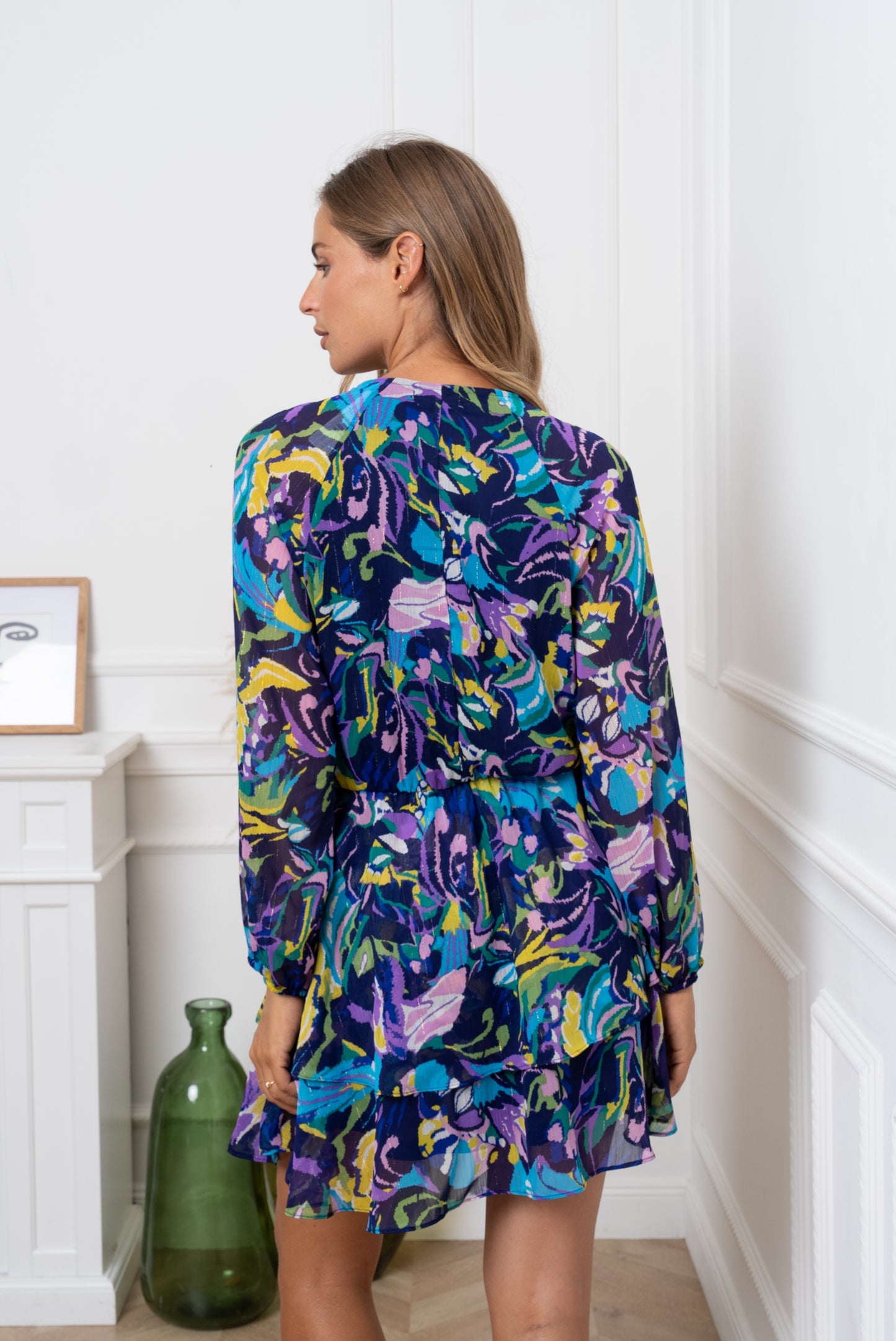 Robe à motifs sur fond marine