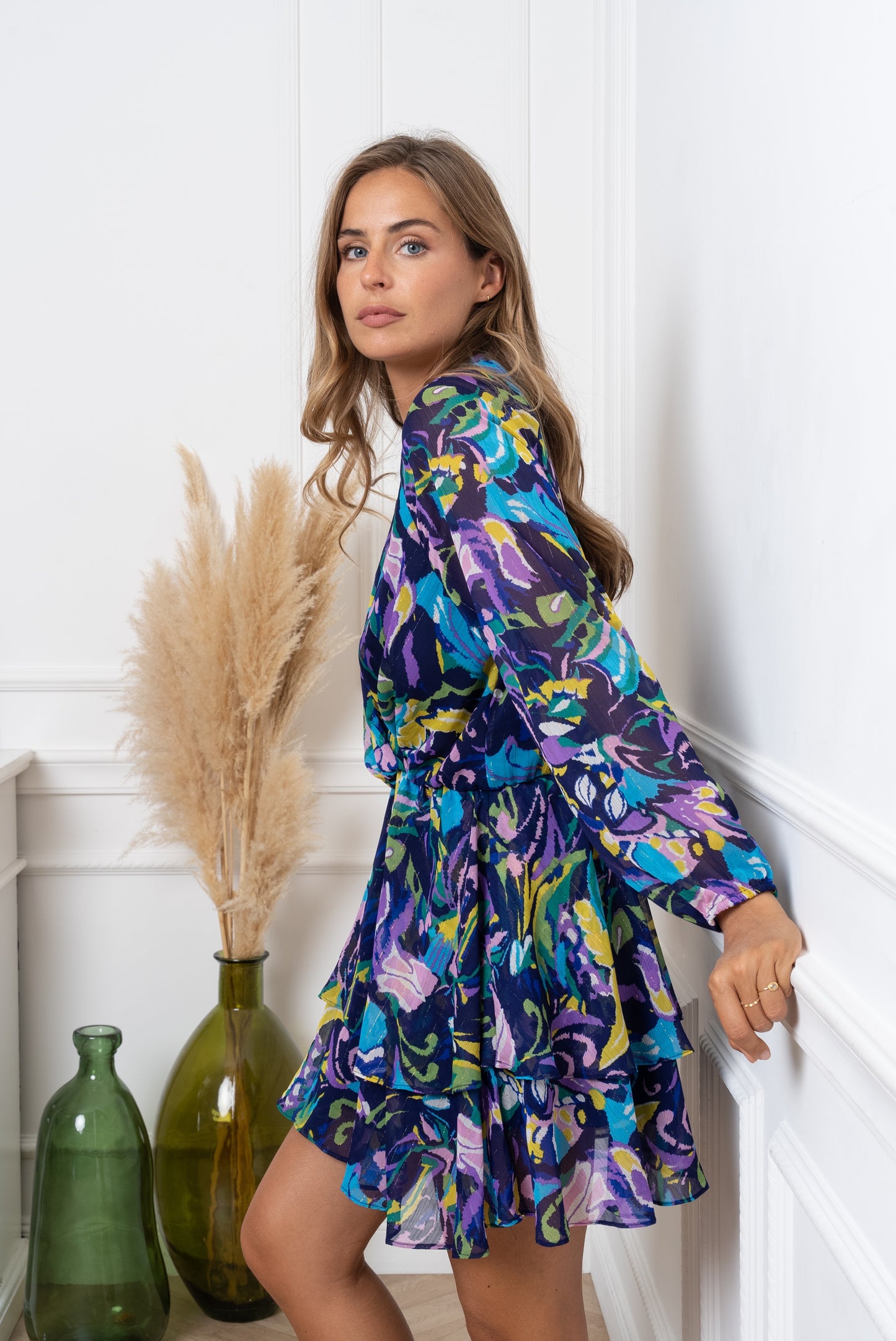 Robe à motifs sur fond marine