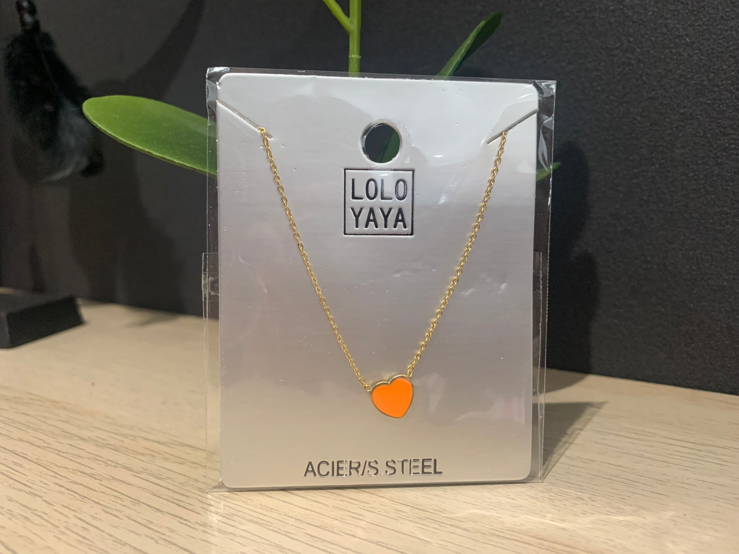 Collier acier inoxydable (cœur orange) réglable